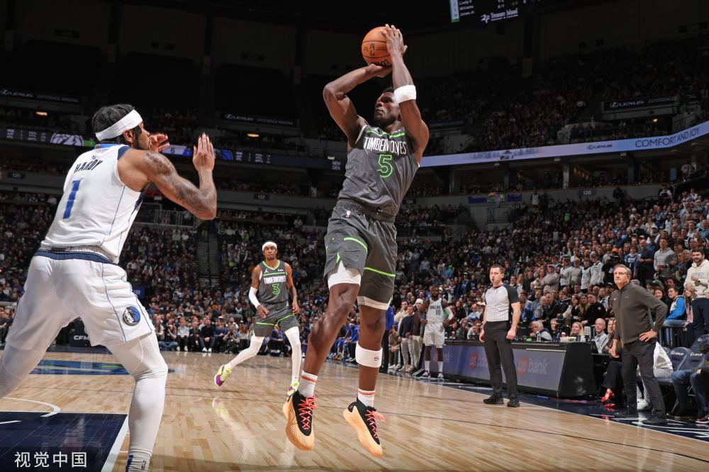 却凭借其出 却凭借其出