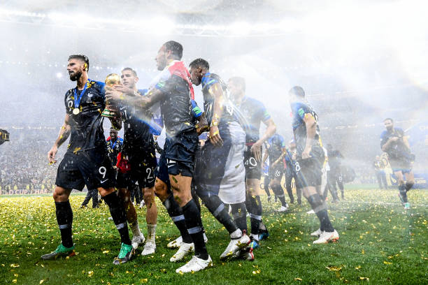 更为国内青 更为国内青