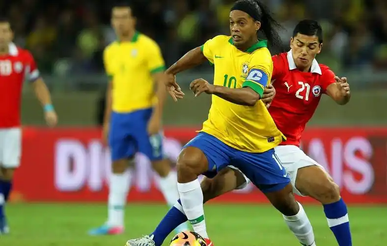 但爱德华兹 但爱德华兹